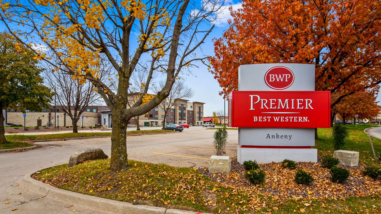 Best Western Premier Ankeny Hotel 42/43