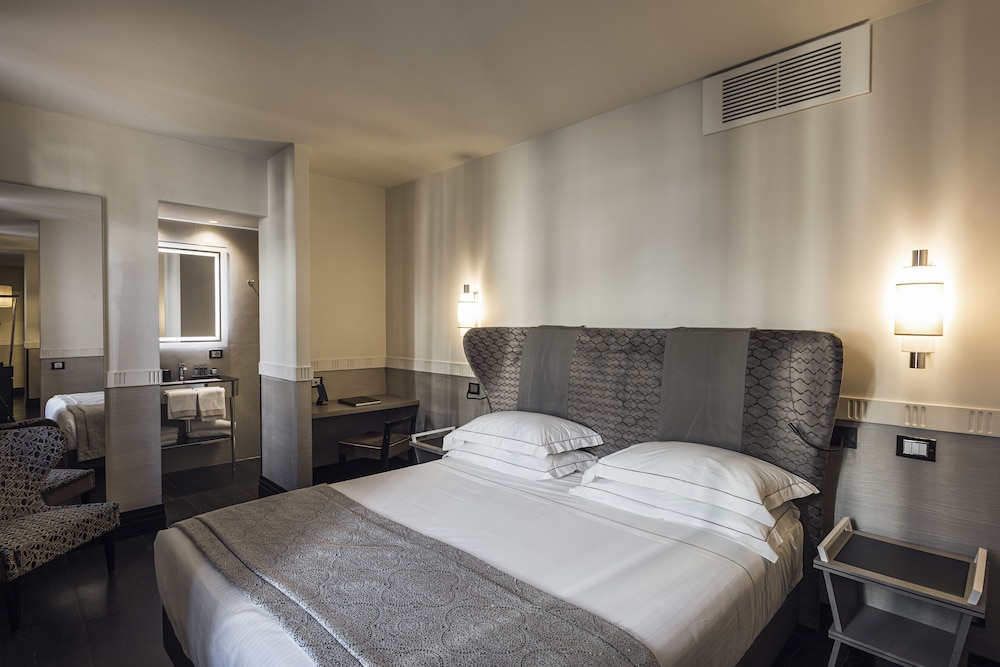 Unica Suite Rome 15/63