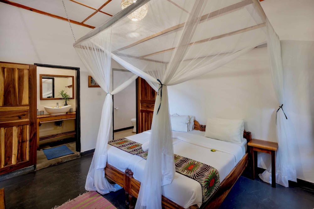 Kamunjila Lodge 14/50