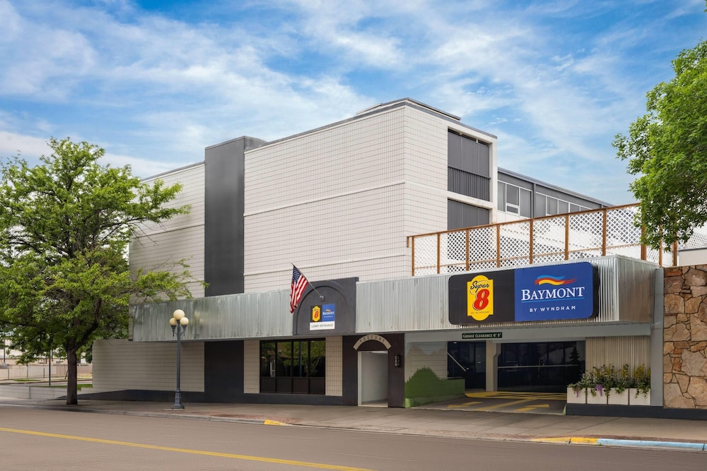 Super 8 by Wyndham Great Falls City Center 44/49