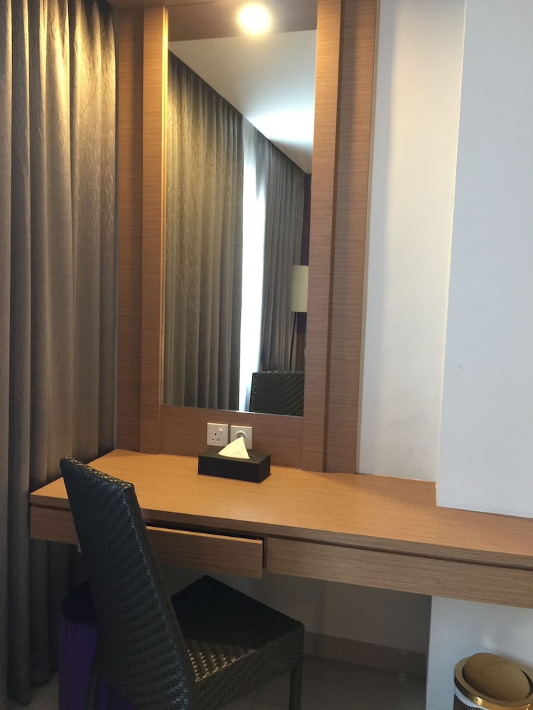 Asialink Easy by Prasanthi Hotel 57/66