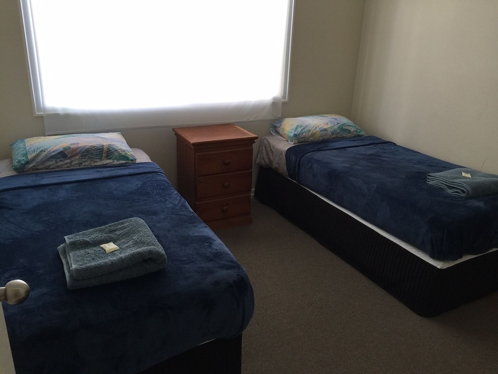 Holland Park Motel 20/33