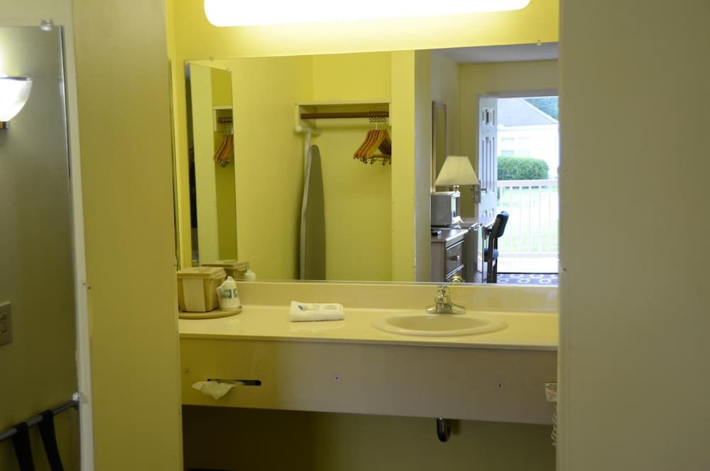 A Richland Inn Lewisburg 49/49