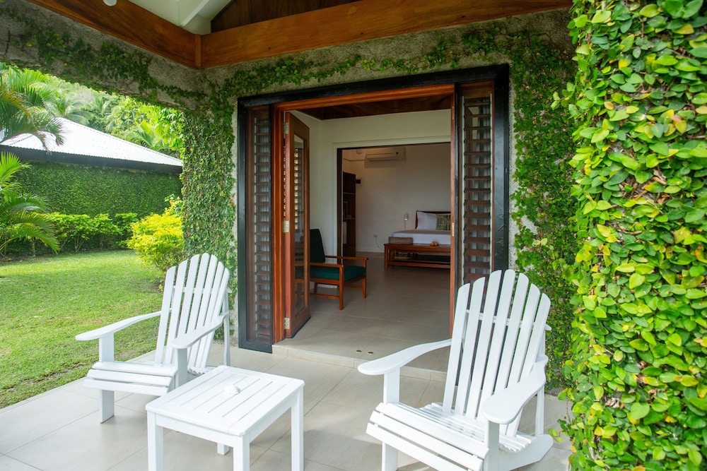 Waya Island Resort 55/57