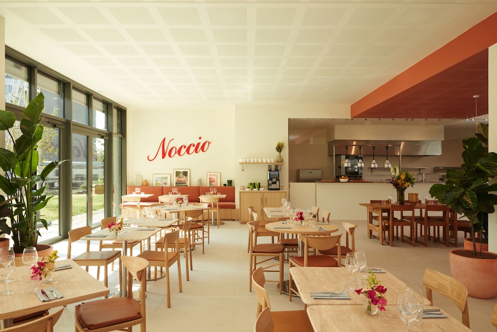 OKKO Hotels Paris Rosa Parks 35/44