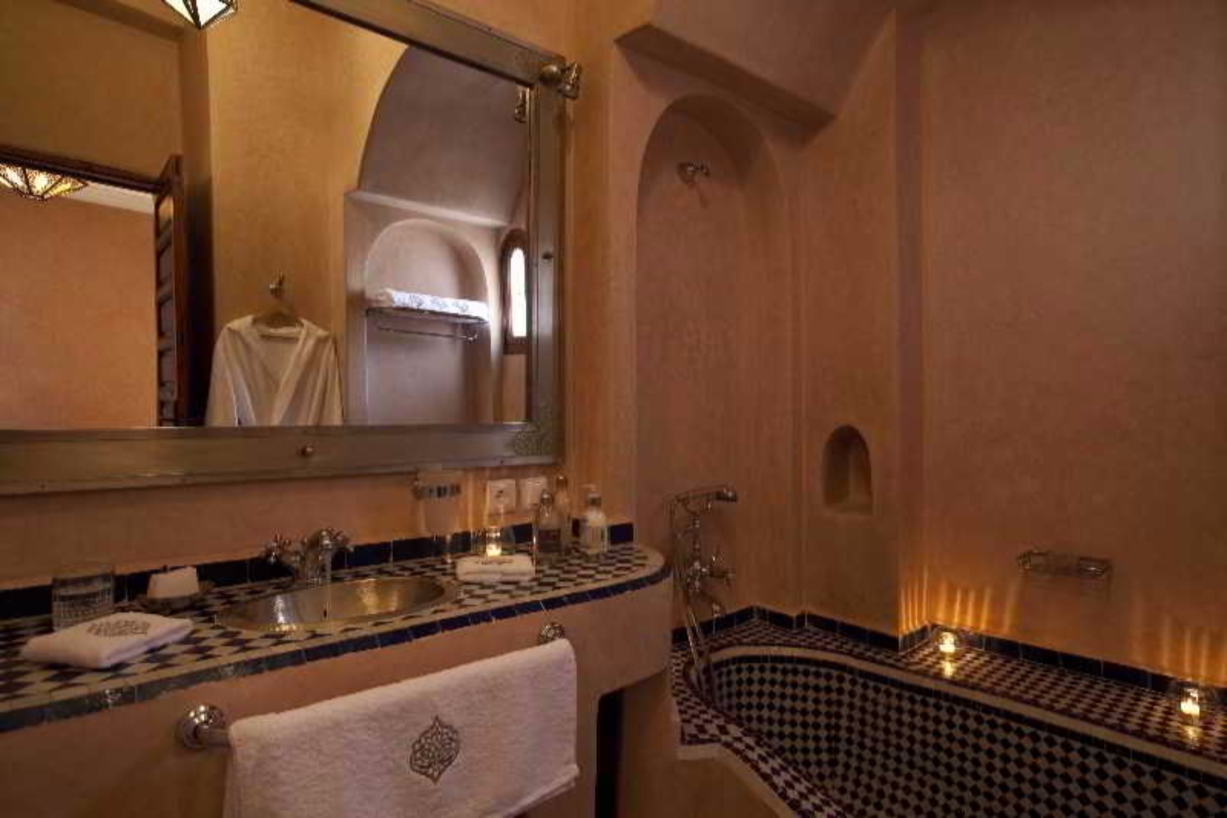 جناح، Riad Les Bougainvilliers 2/2