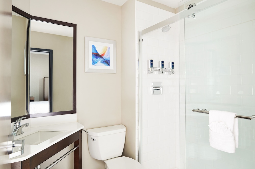 Four Points By Sheraton Chicago Westchester/Oak Brook 9/14