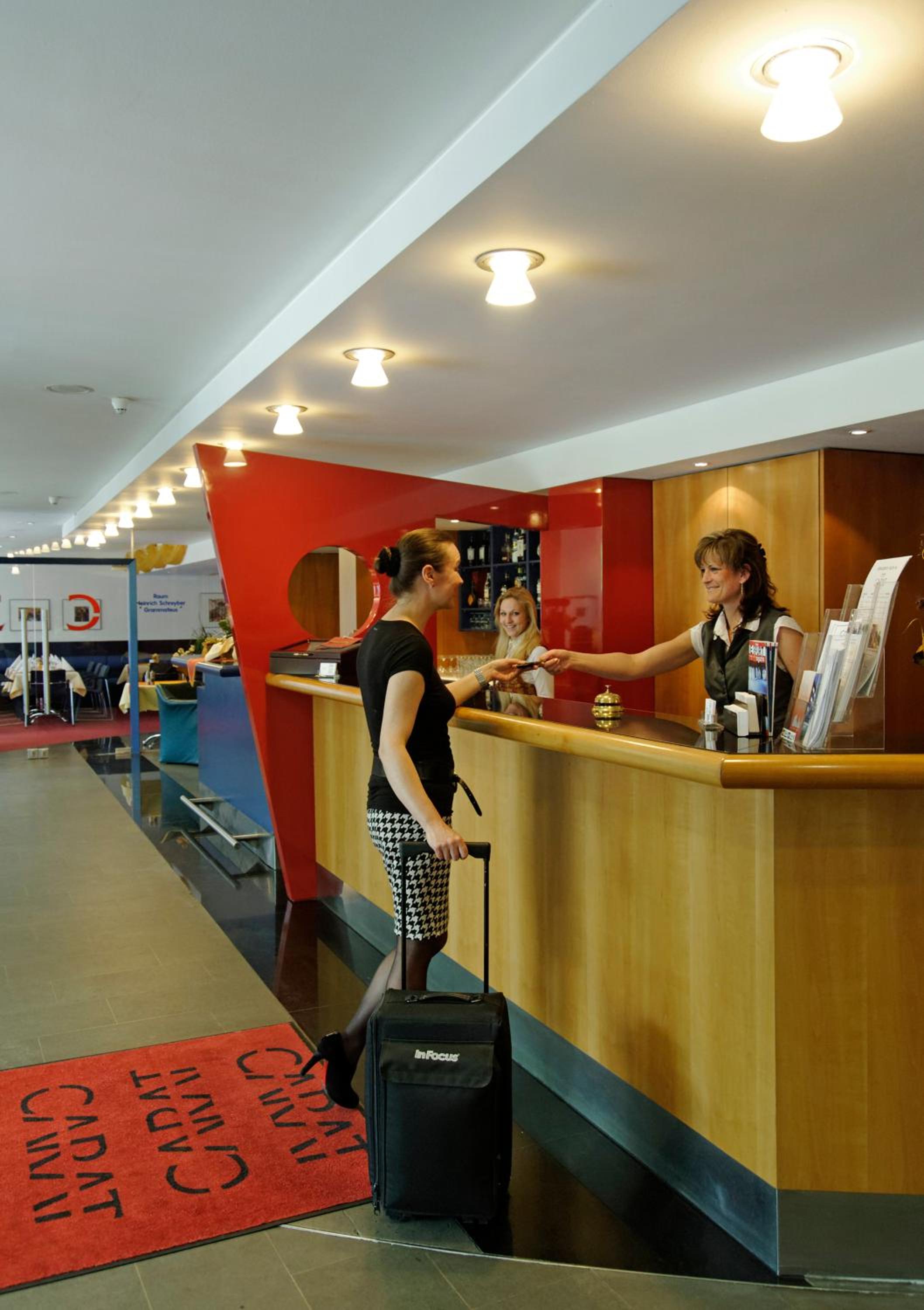 Carat Hotel 12/52
