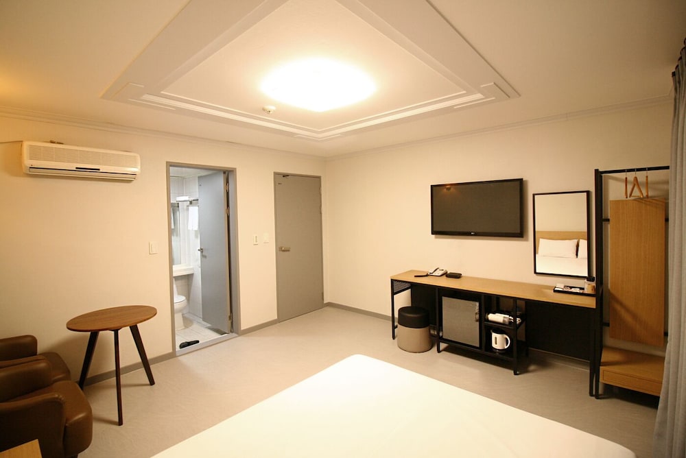 Trevi Hotel 22/46