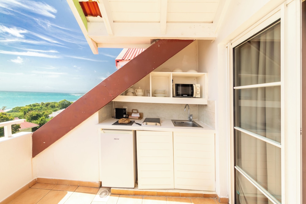 Pierre Vacances Sainte Anne Holiday Village 6/50