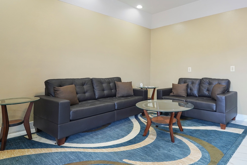 Budget inn by Oyo San Augustine 43/70