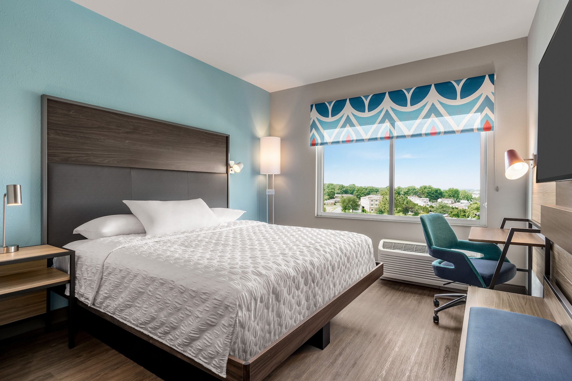 ROOM, KING BED