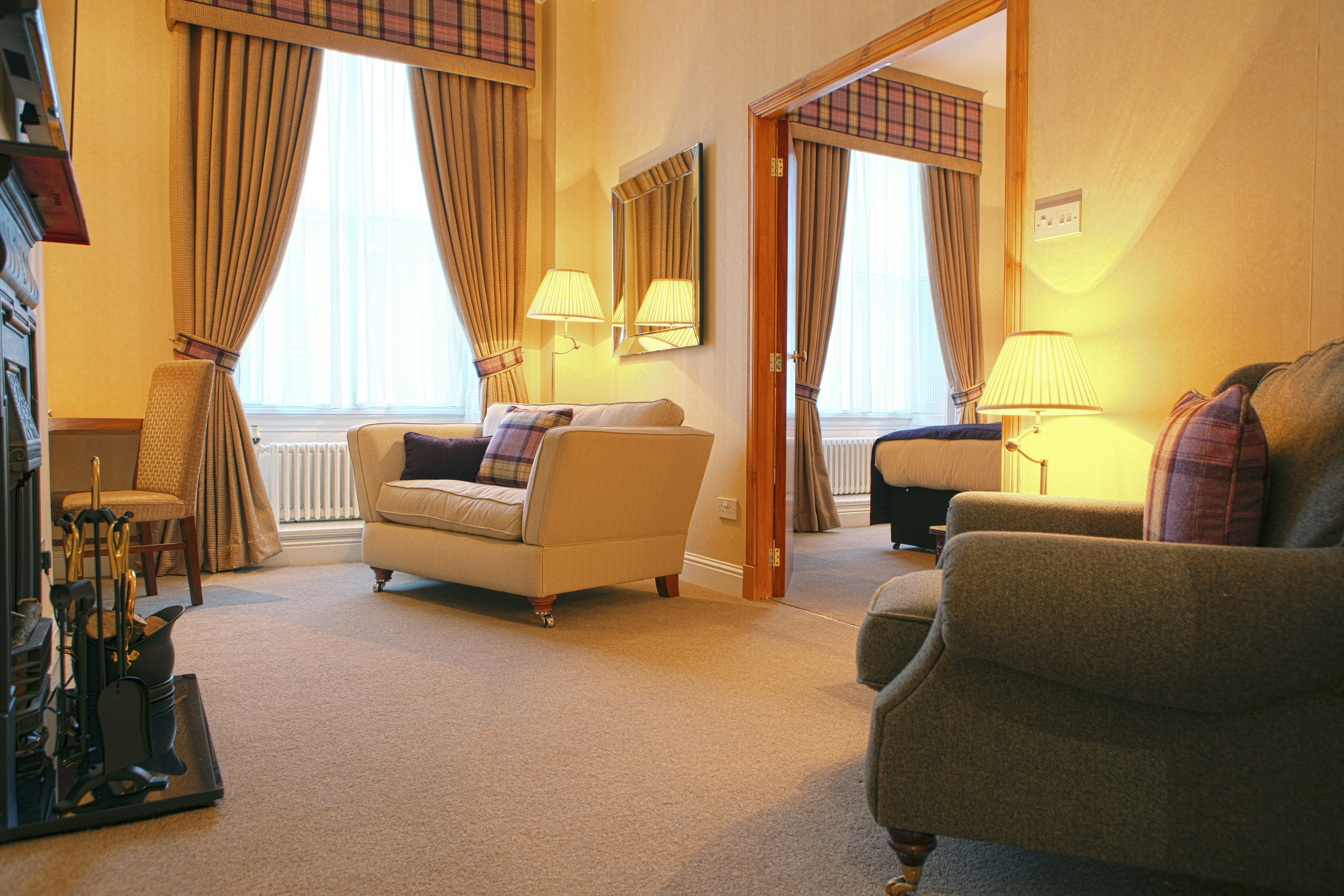 Aberdeen Douglas Hotel 58/96