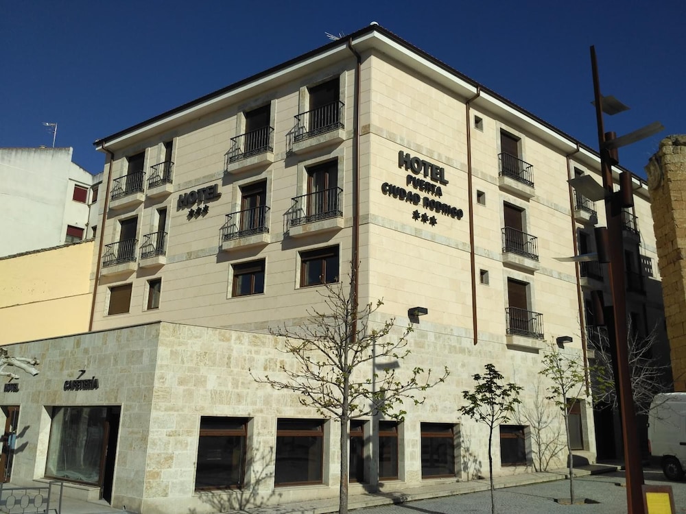 Hotel Puerta Ciudad Rodrigo 4/43