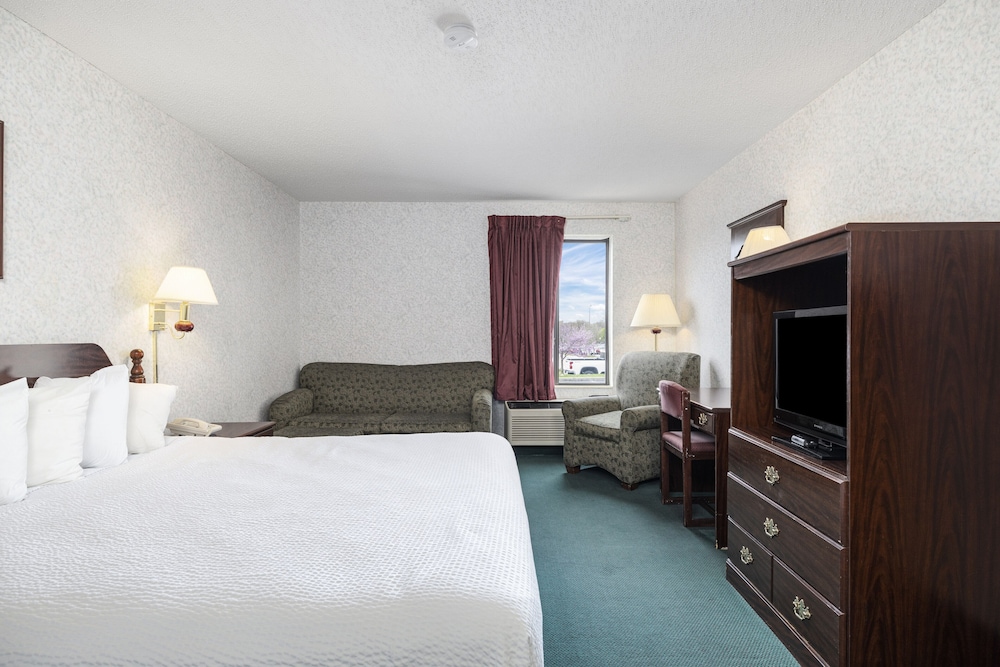 ROOM, KING BED