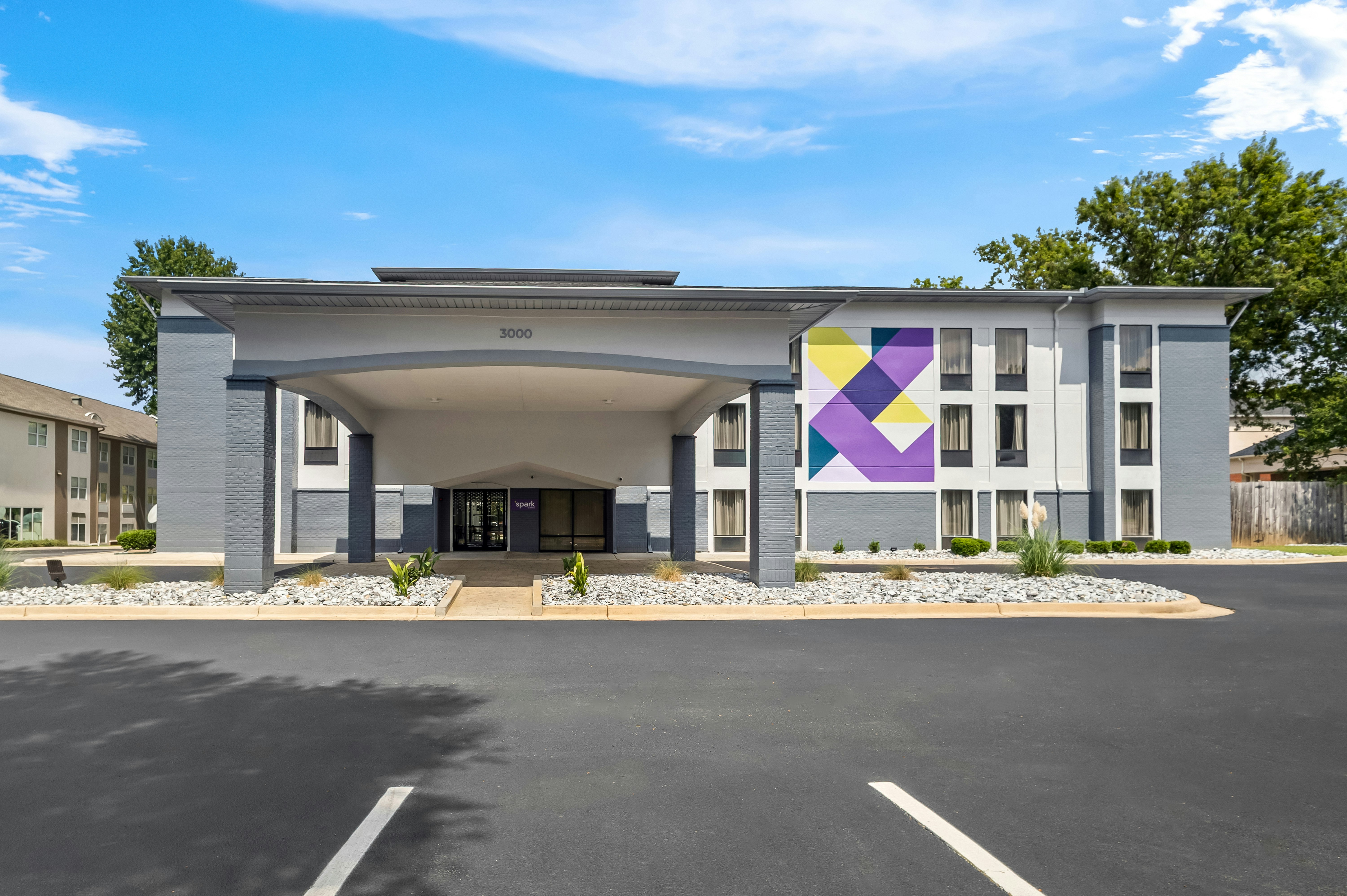 Spark by Hilton Alpharetta Roswell 18/20