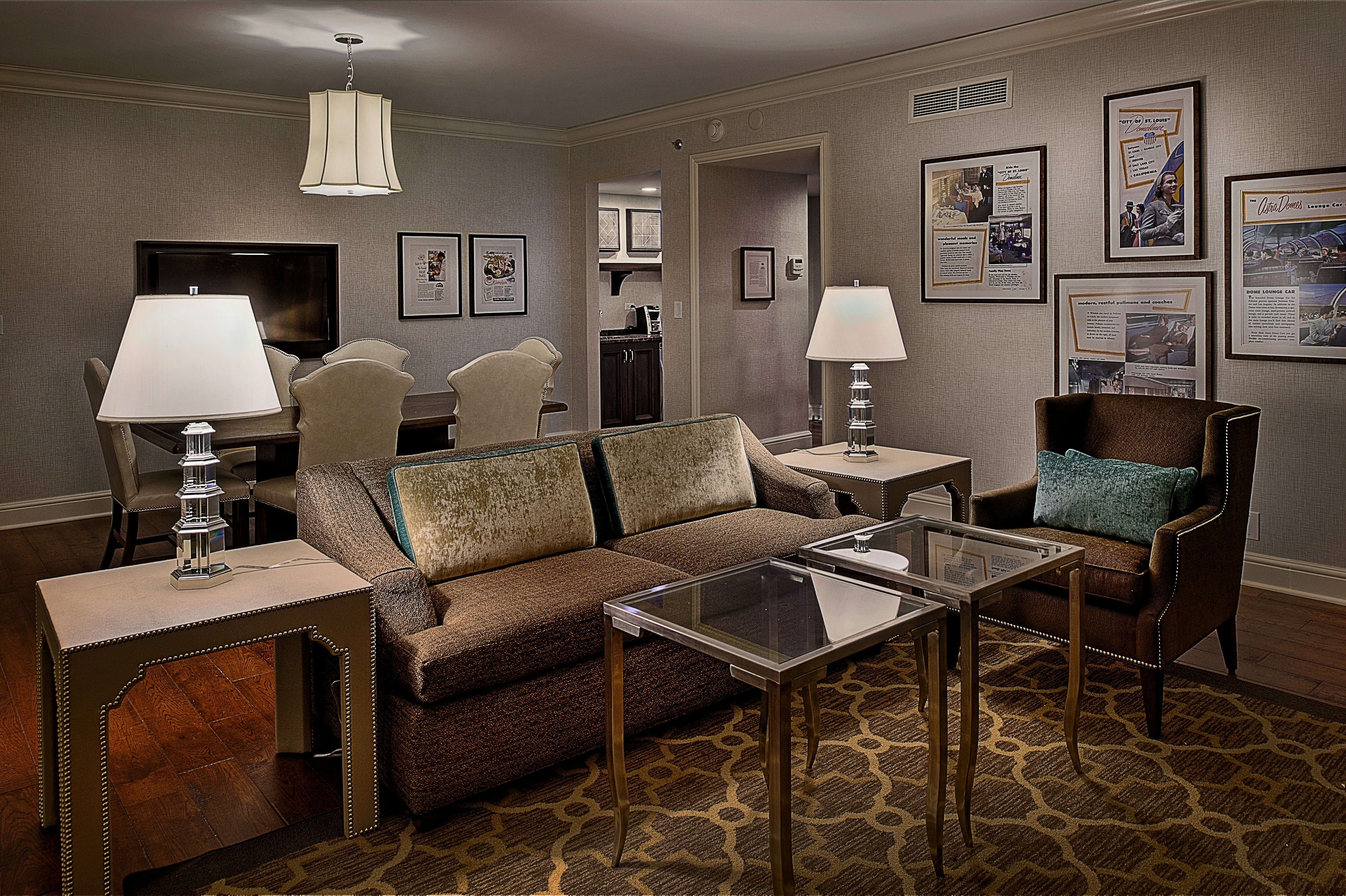 St. Louis Union Station Hotel Curio Collection By Hilton 70/82