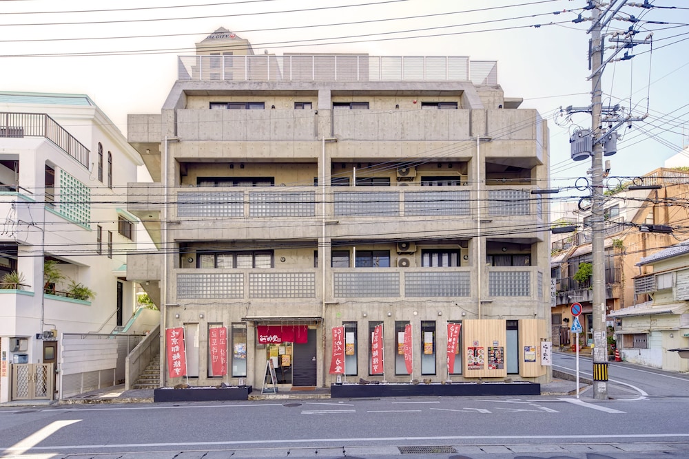 シークレットハウス牧志 写真1