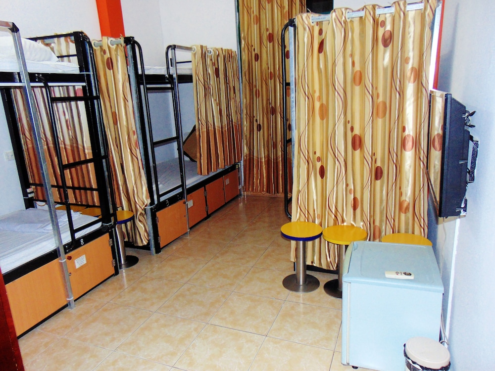 Alex Hotel 59/72