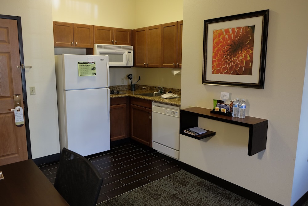 Staybridge Suites Irvine East/Lake Forest 19/72