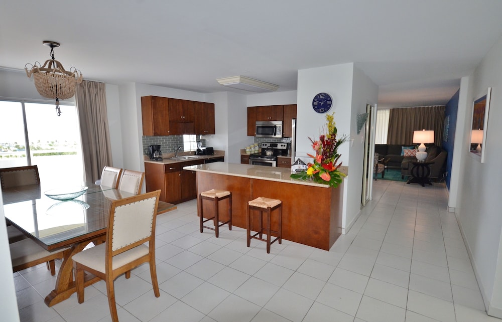 Atrium Beach Resort And Spa St Maarten A Ramada By Wyndham 49/64
