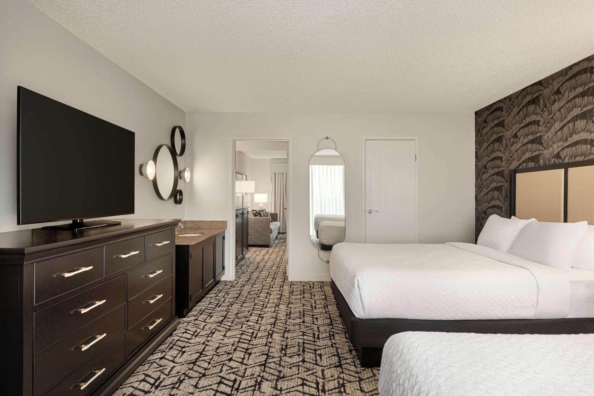 Suite, Multiple Beds