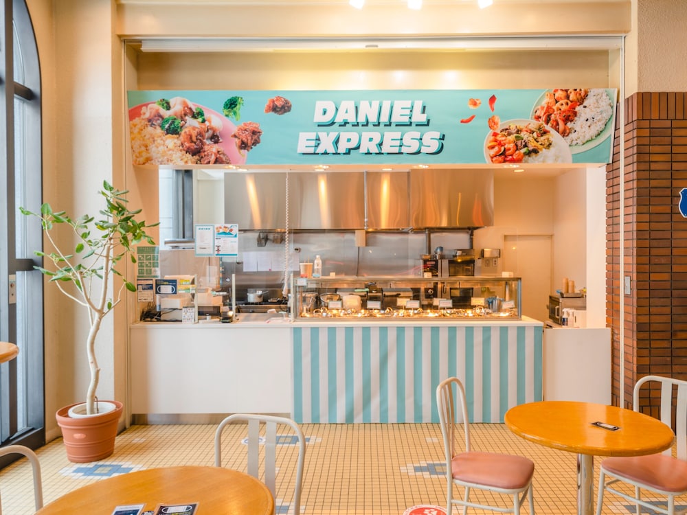 restaurant cafeteria