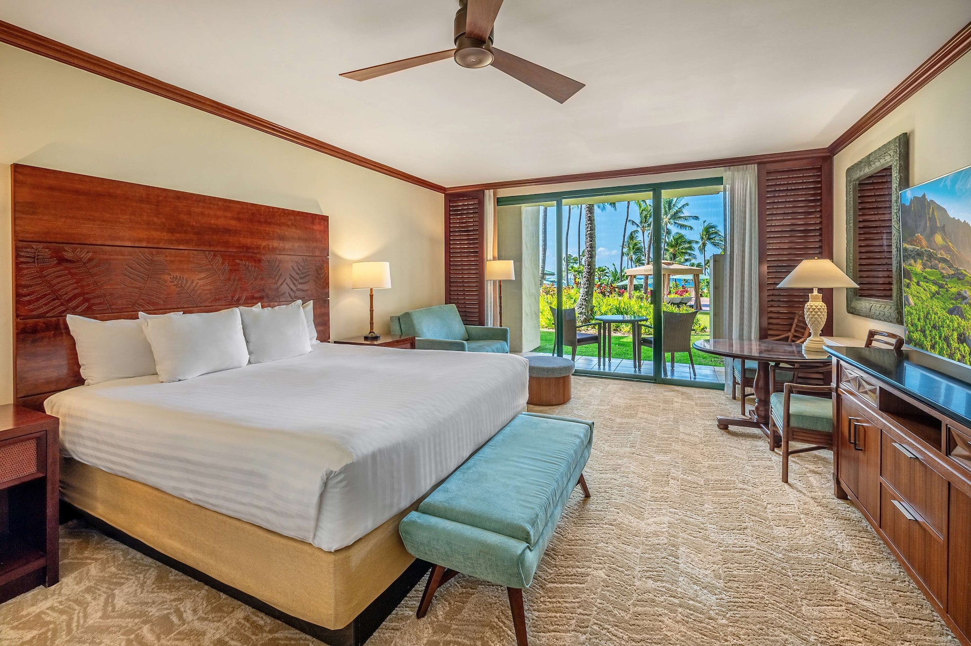 ROOM, KING BED, ACCESSIBLE