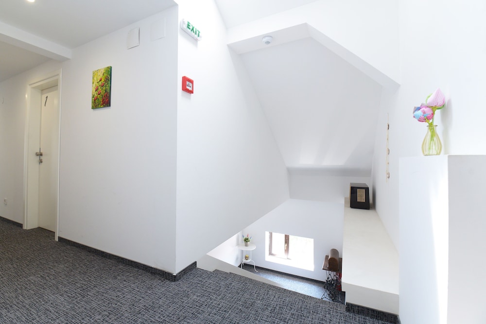 Tia Apartments And Rooms 6/55