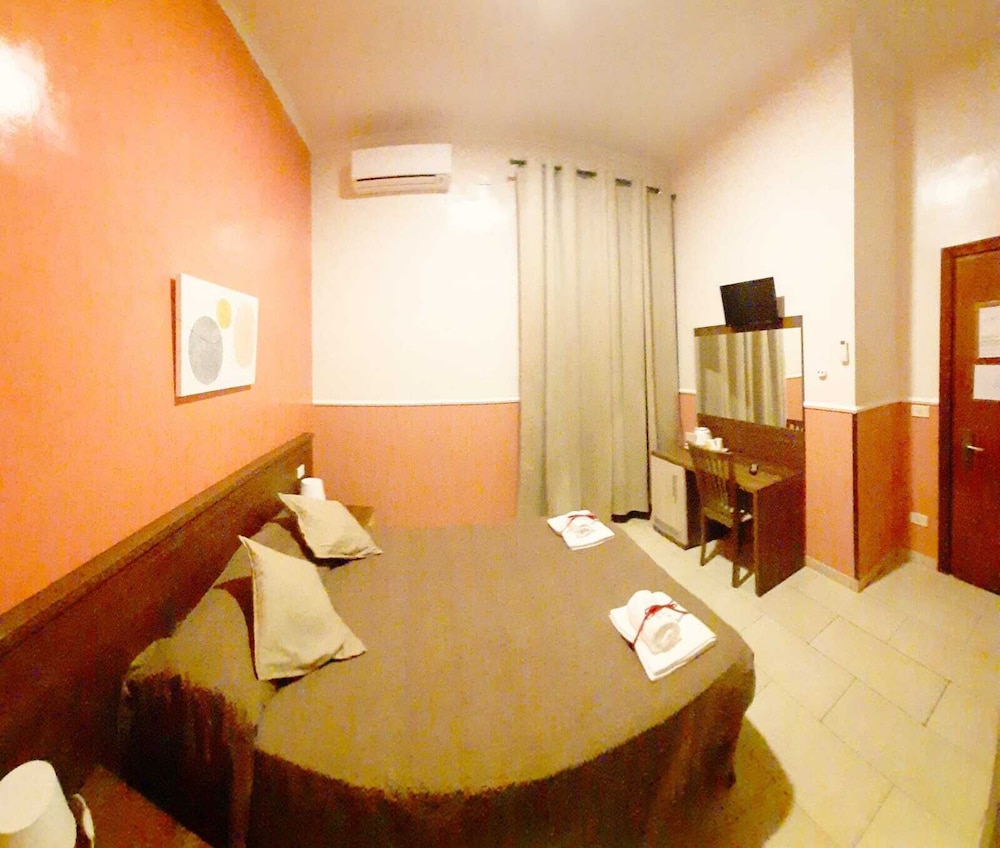 Hotel Leone 23/46