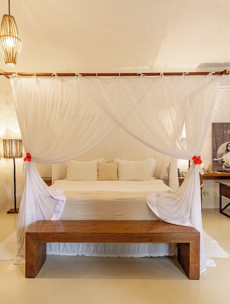 DELUXE, SUITE, TERRACE, GARDEN AREA