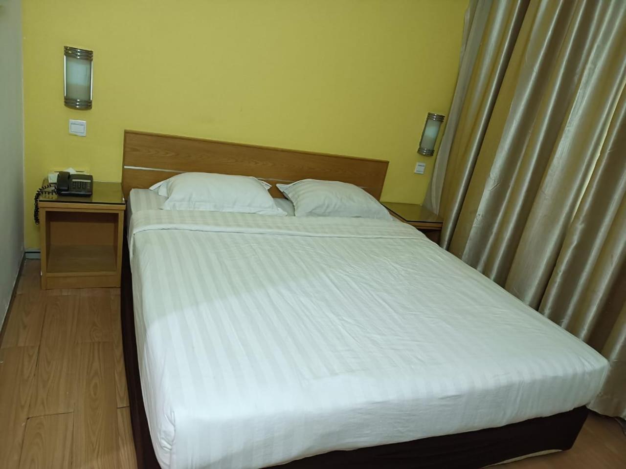 Tang Dynasty Lodge Tuaran 11/19