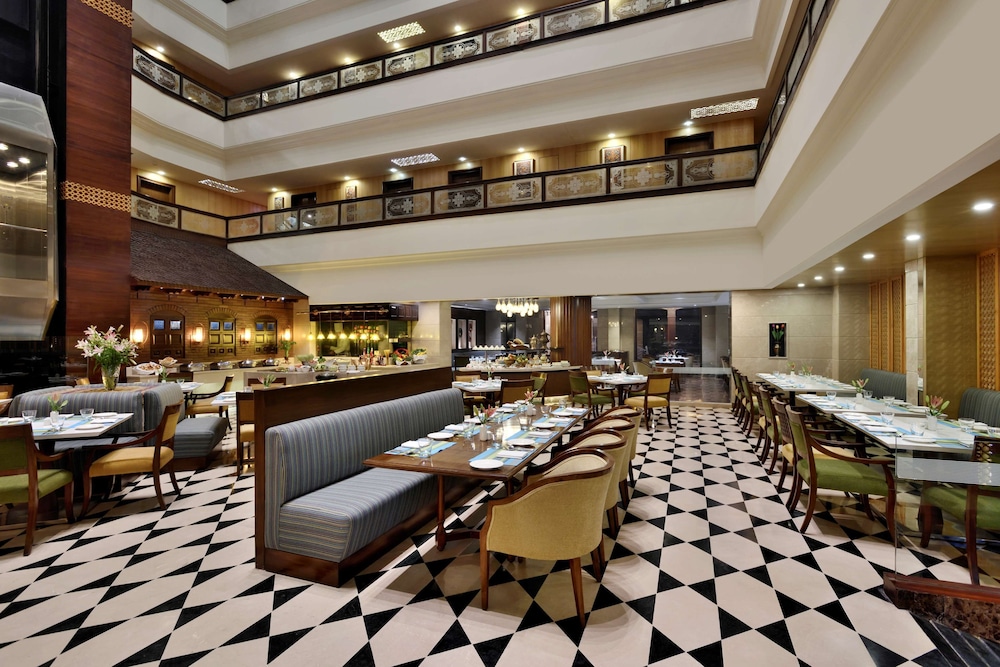 Radisson Srinagar 43/54