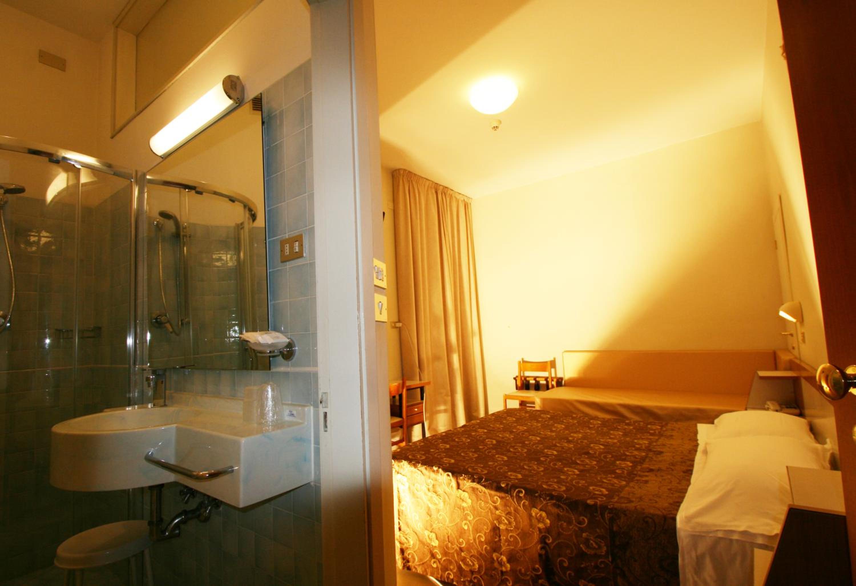Hotel Caesar 20/36