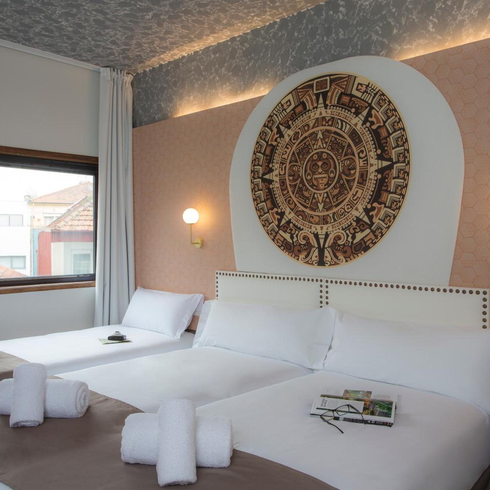 ROOM, TRIPLE
