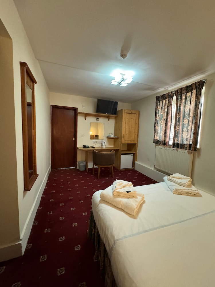 Bridge Park Hotel 15/65