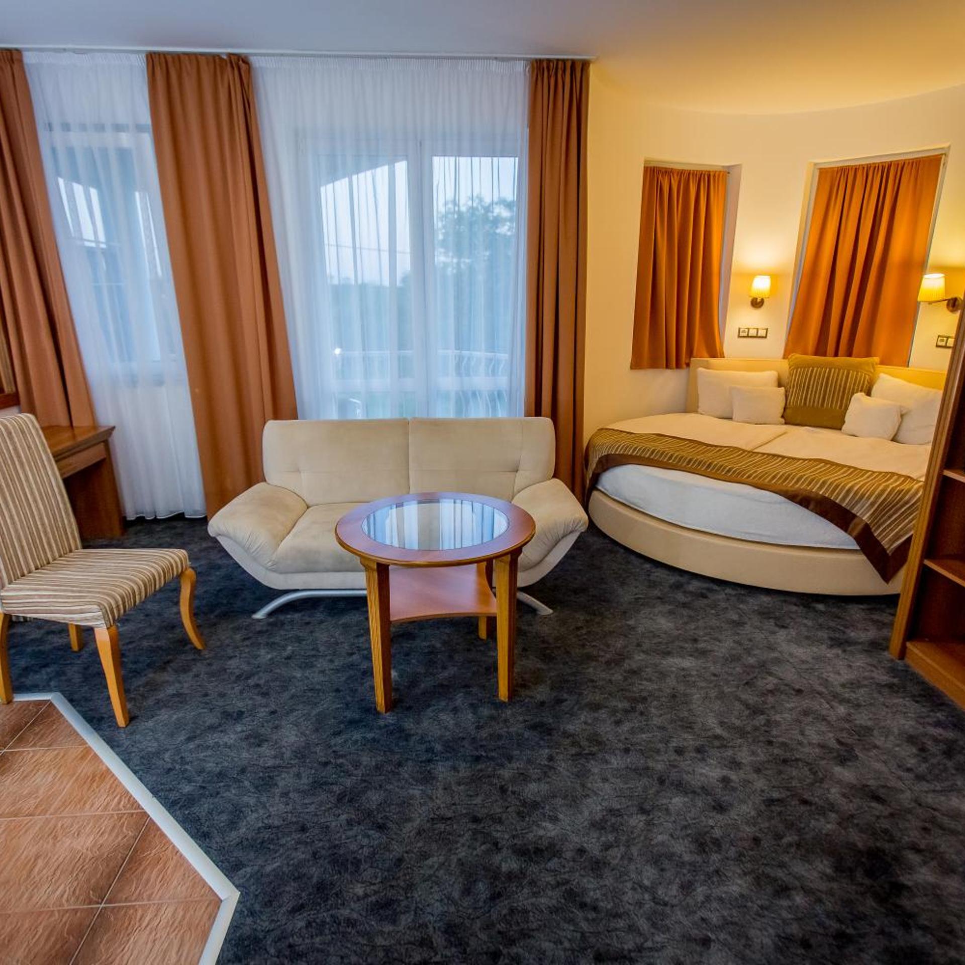 Aphrodite Hotel 17/50