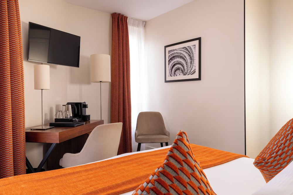 Elysees Bassano Hotel Formely Bw Hotel Elysees Bassa 72/81