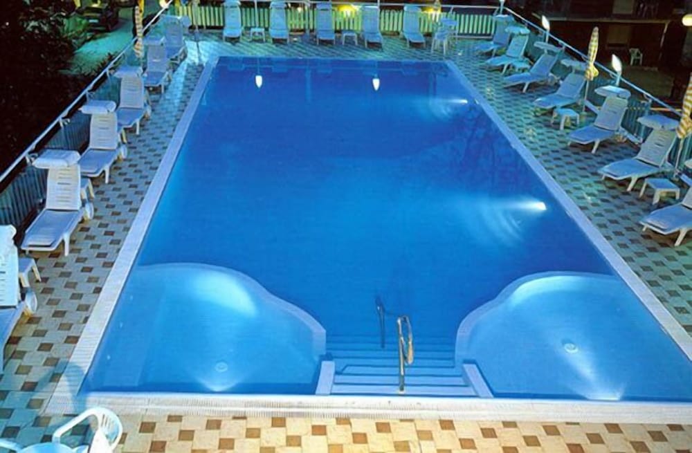 Hotel Santa Martina 10/16