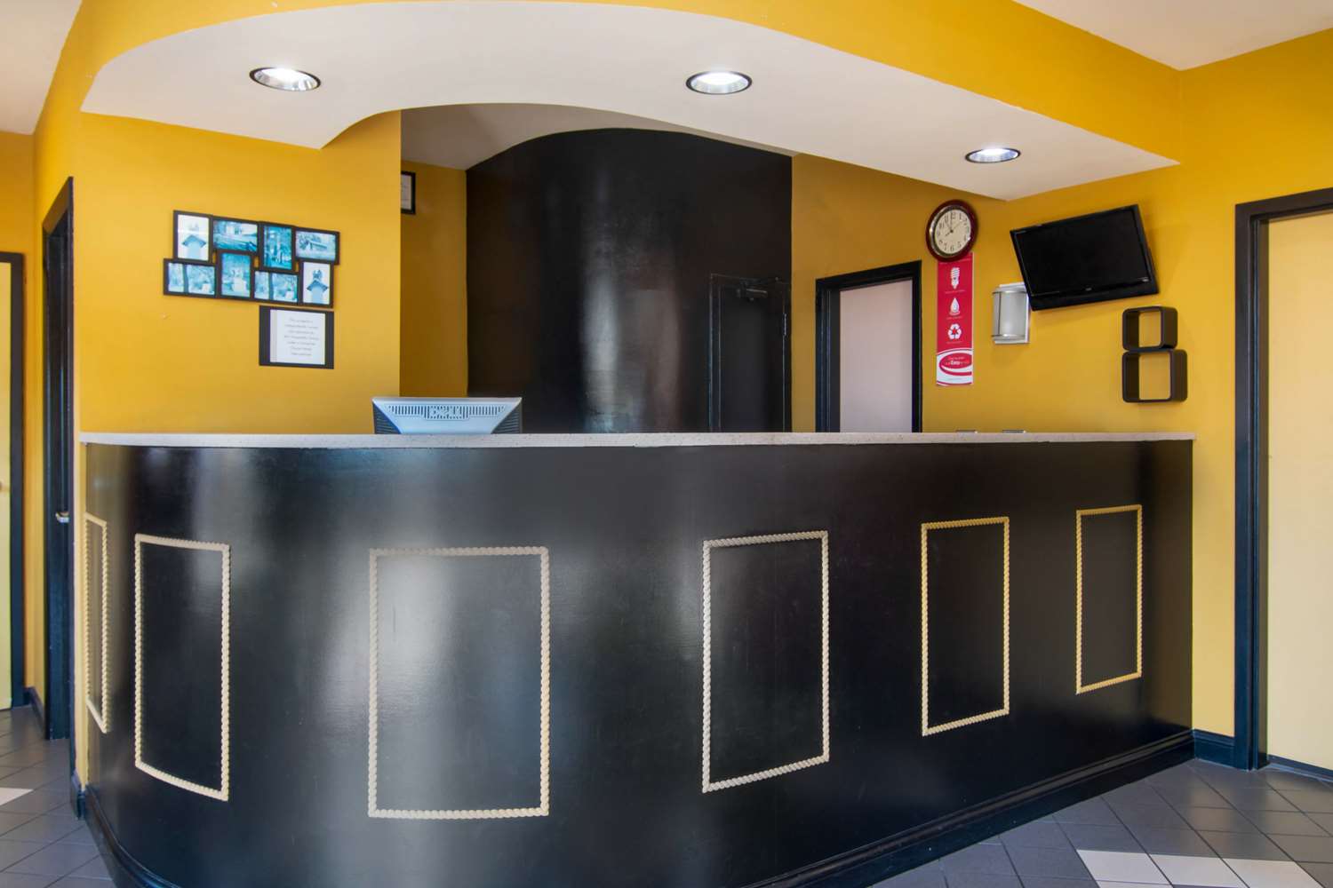 Econo Lodge Inn And Suites Near Chickamauga Battlefield 2/6