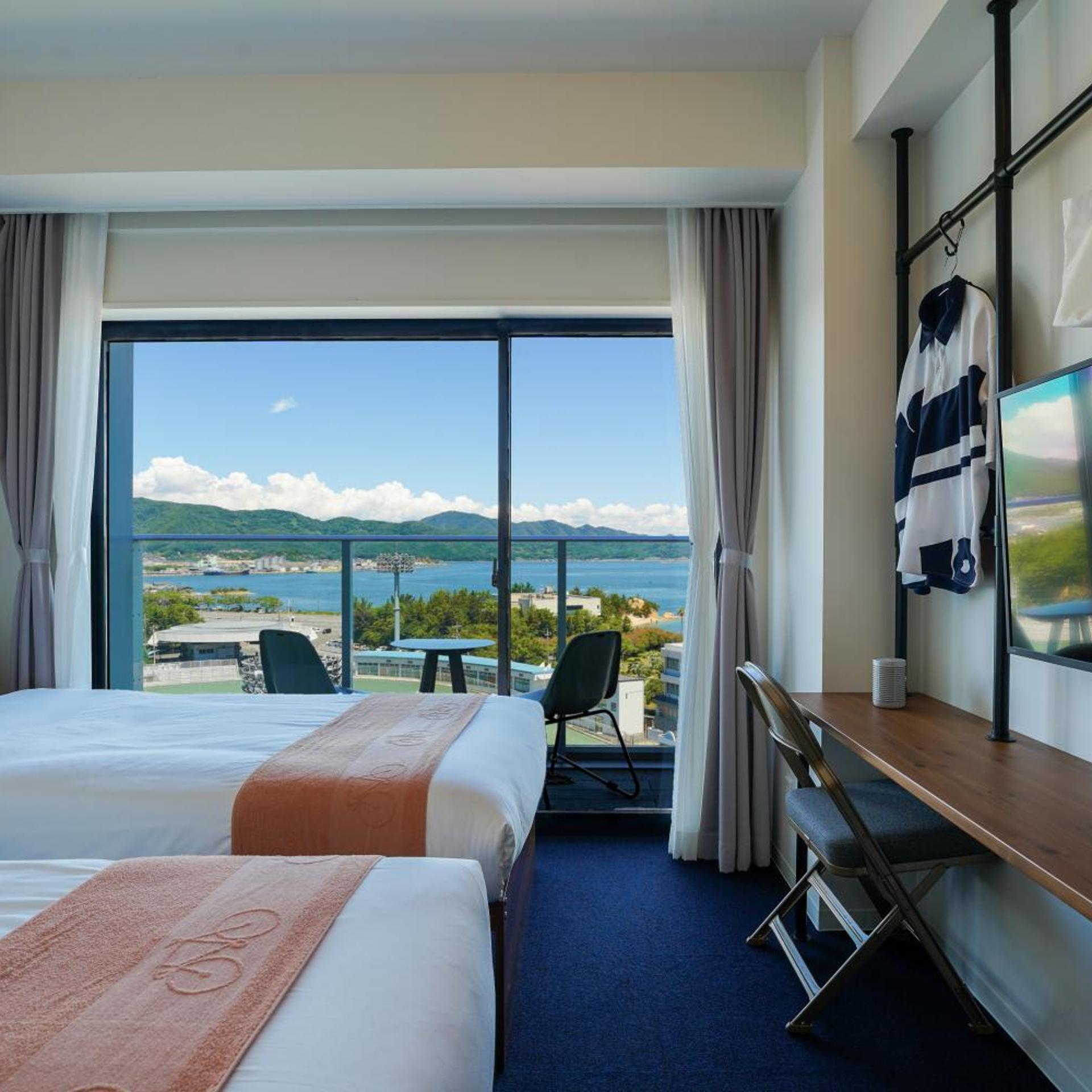 Room, Twin Beds, Sea View