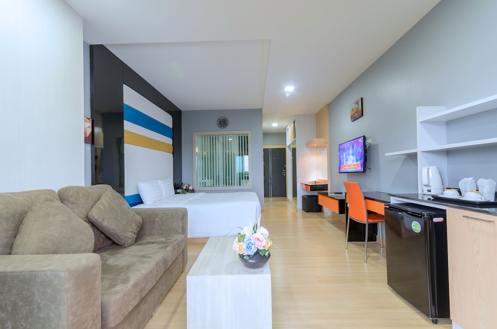 Eastpana Hotel 48/71