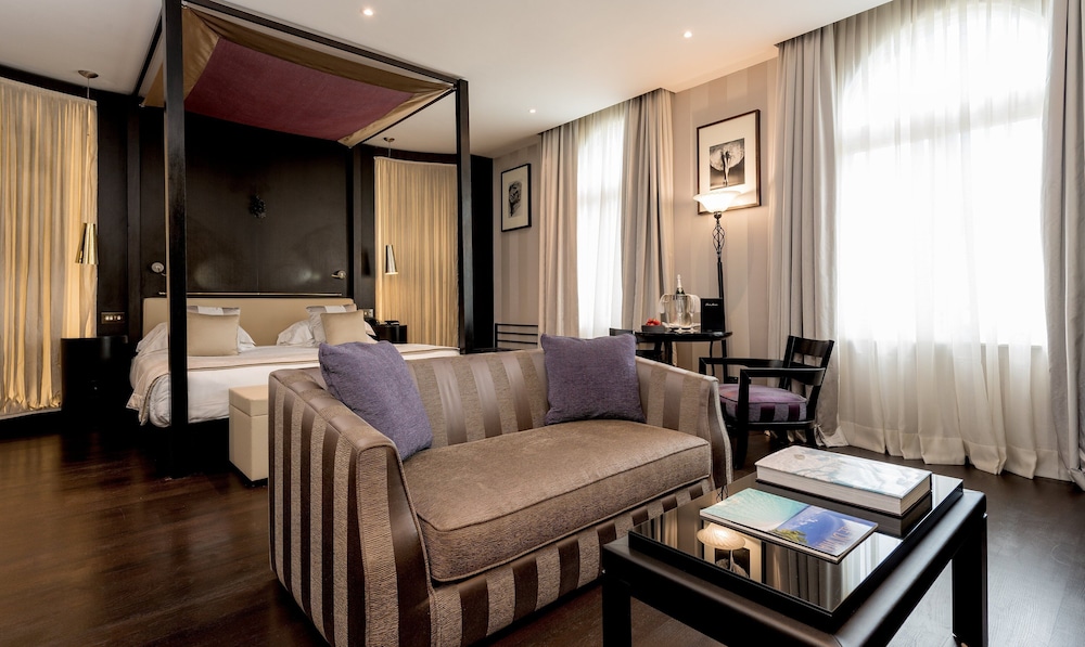 60 Hyde Park Gate Hotel 43/71