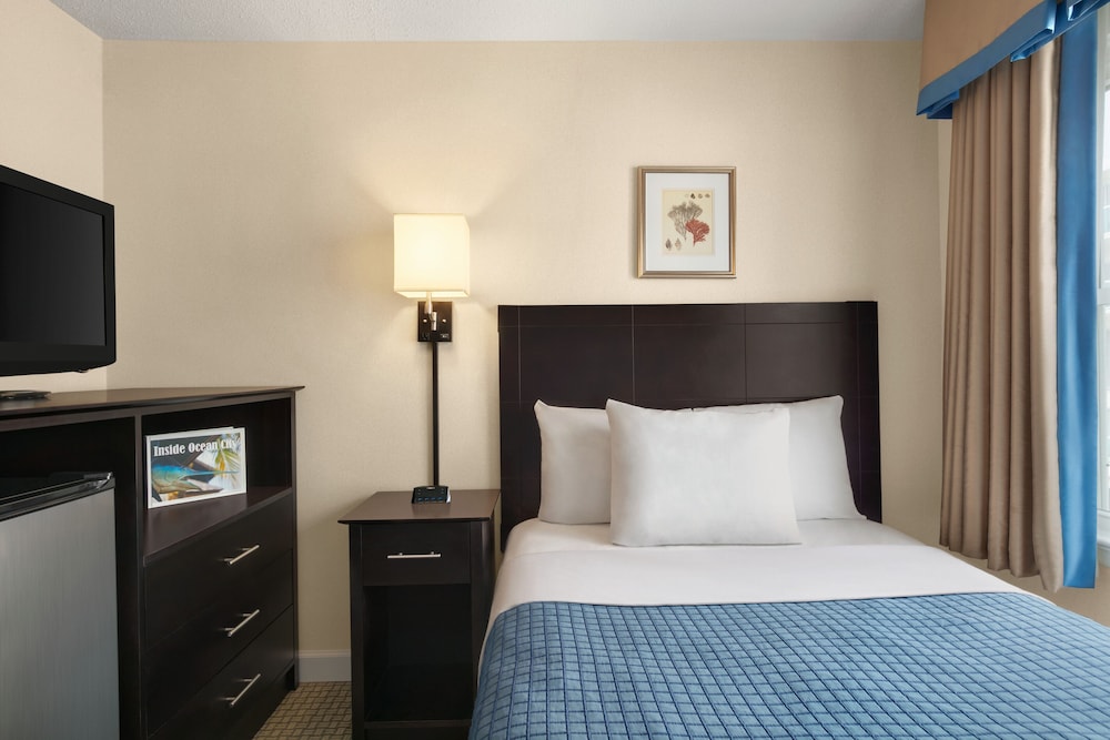 Harrison Hall Hotel 23/50