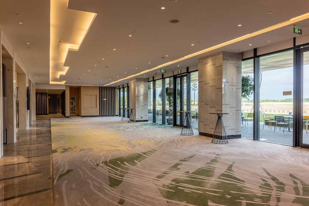 Holiday Inn Shanghai Chongming 5/24