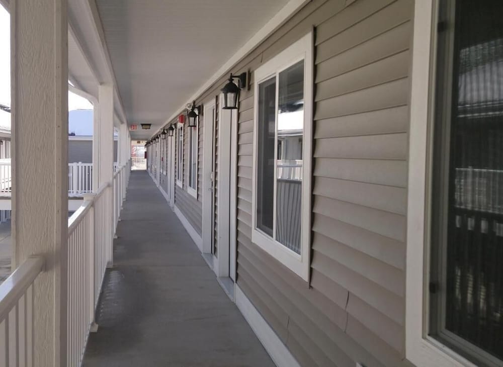 Affordable Suites of America Portage 26/45