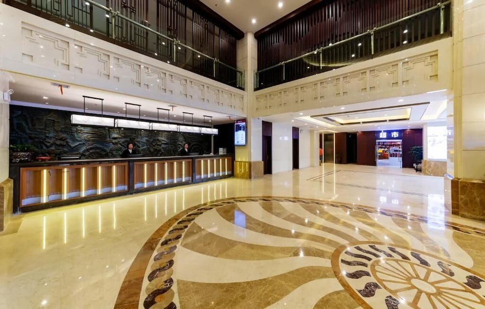 The Sky Gate Hotel 4/46