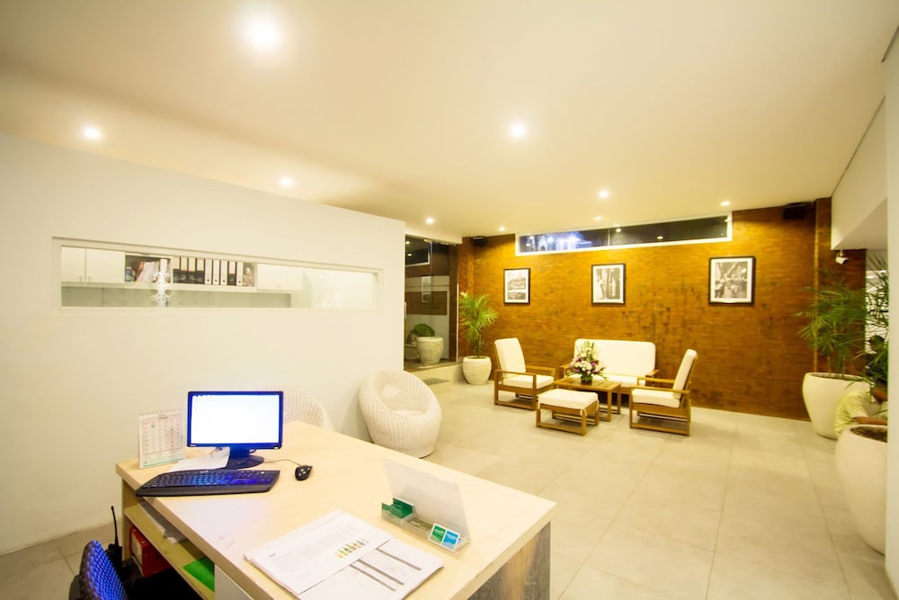 Apple Villa And Apartment 14/50
