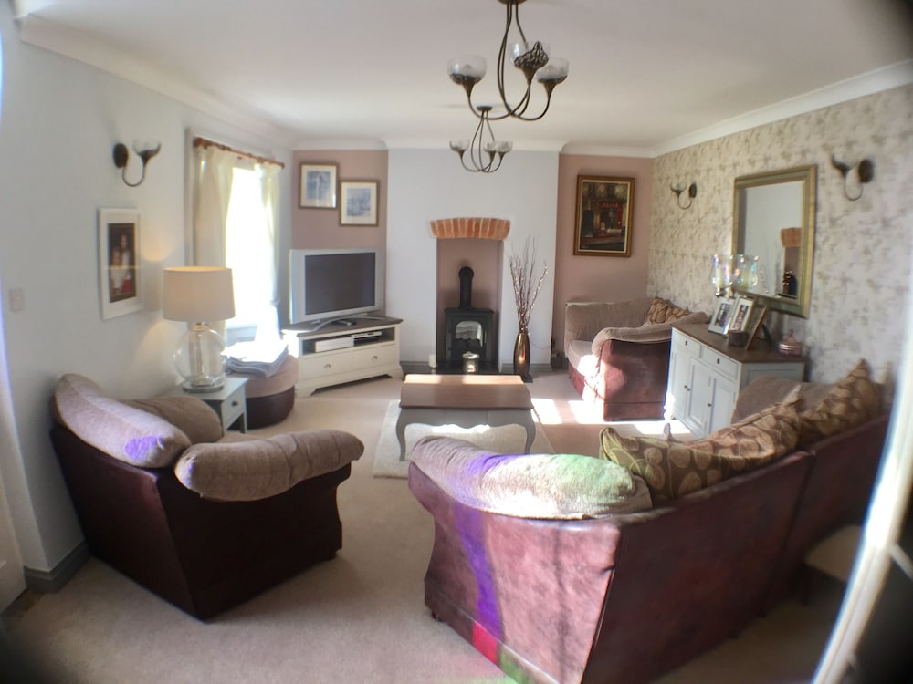 Polean Farm Cottages 24/50