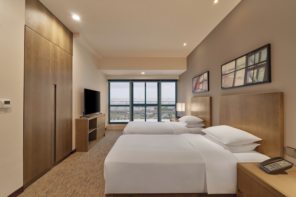 Hyatt House Shenzhen Airport 24/70
